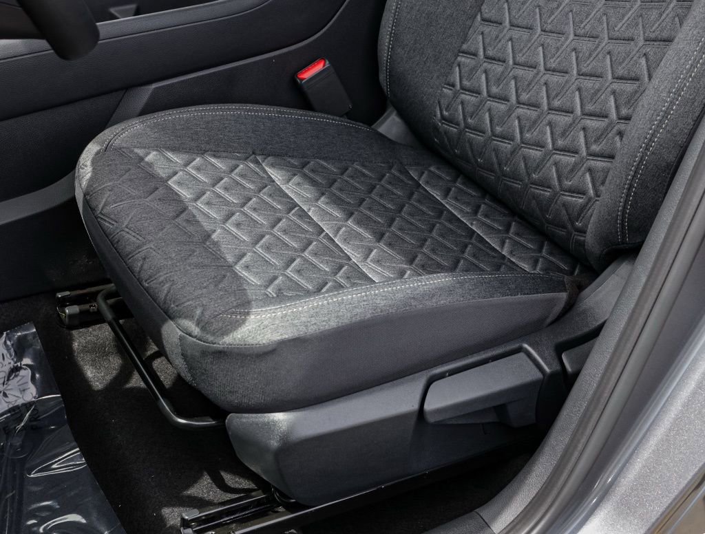 New 2026 Nissan Kicks SV FWD image 17