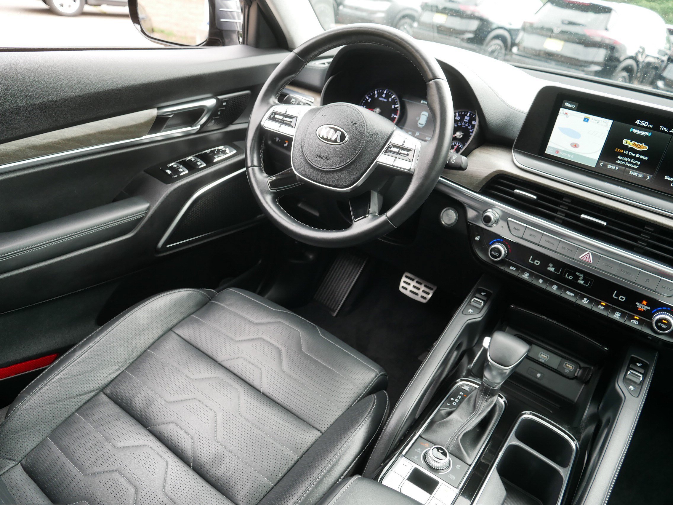 Certified 2021 Kia Telluride SX w/ SX Prestige Package AWD/4WD image 9