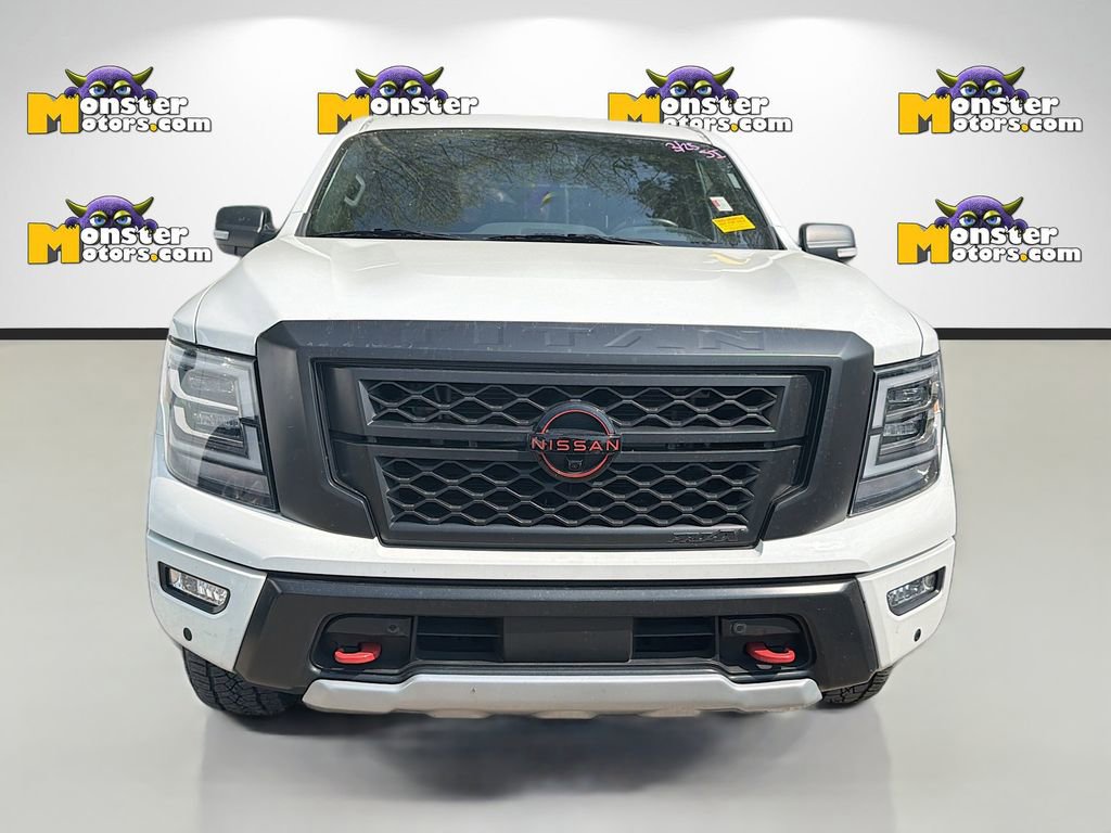 Used 2024 Nissan Titan PRO-4X w/ Pro-4x Convenience Package image 2