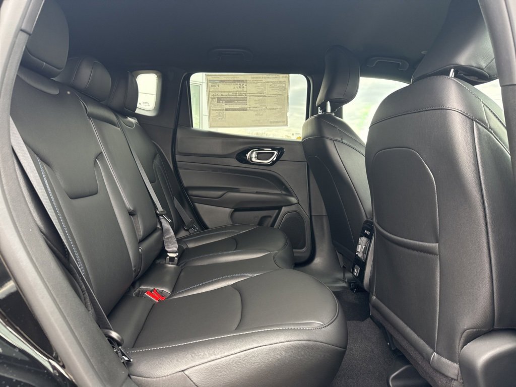 New 2026 Jeep Compass Limited image 11