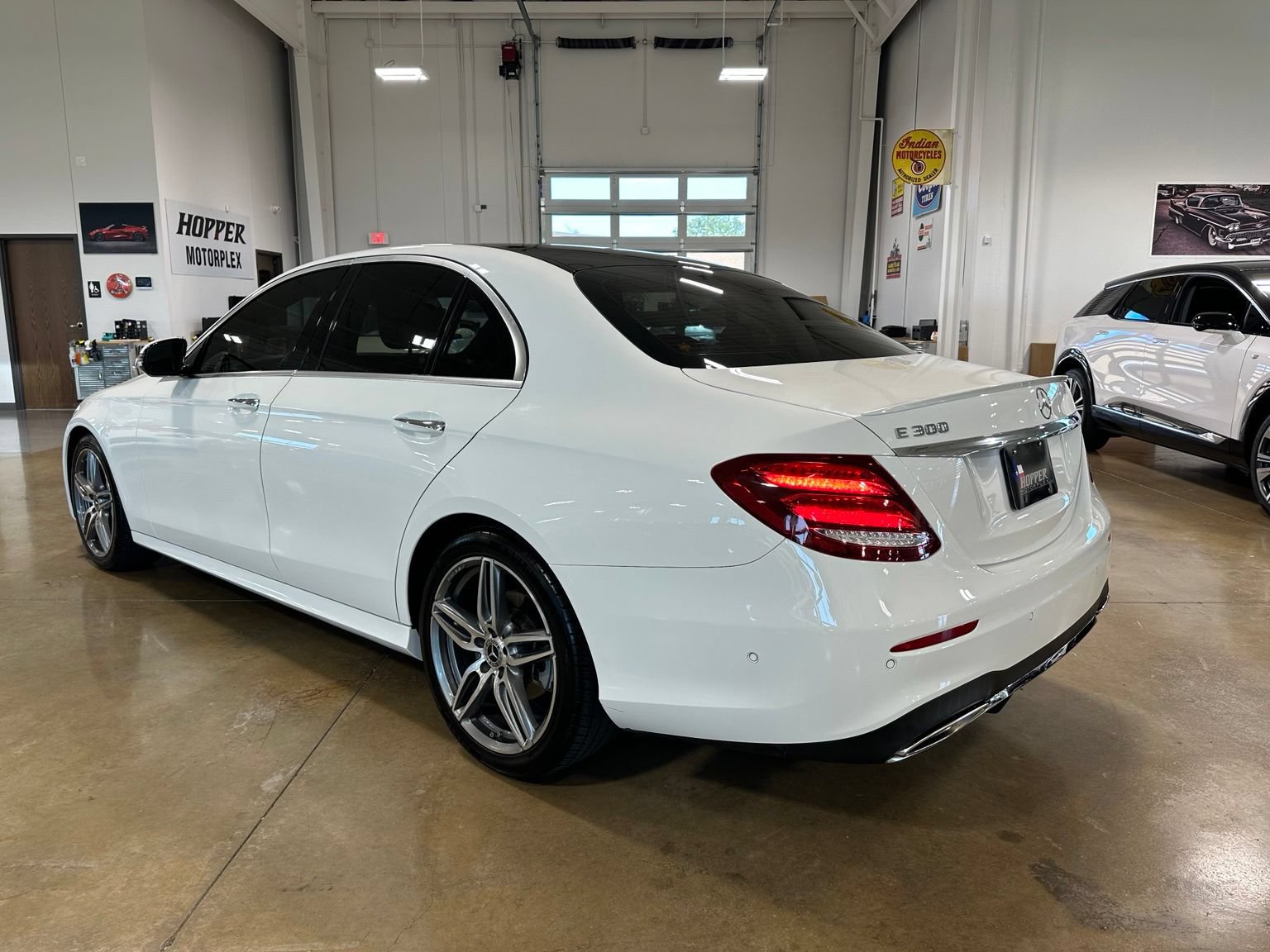 Used 2019 Mercedes-Benz E 300 image 5