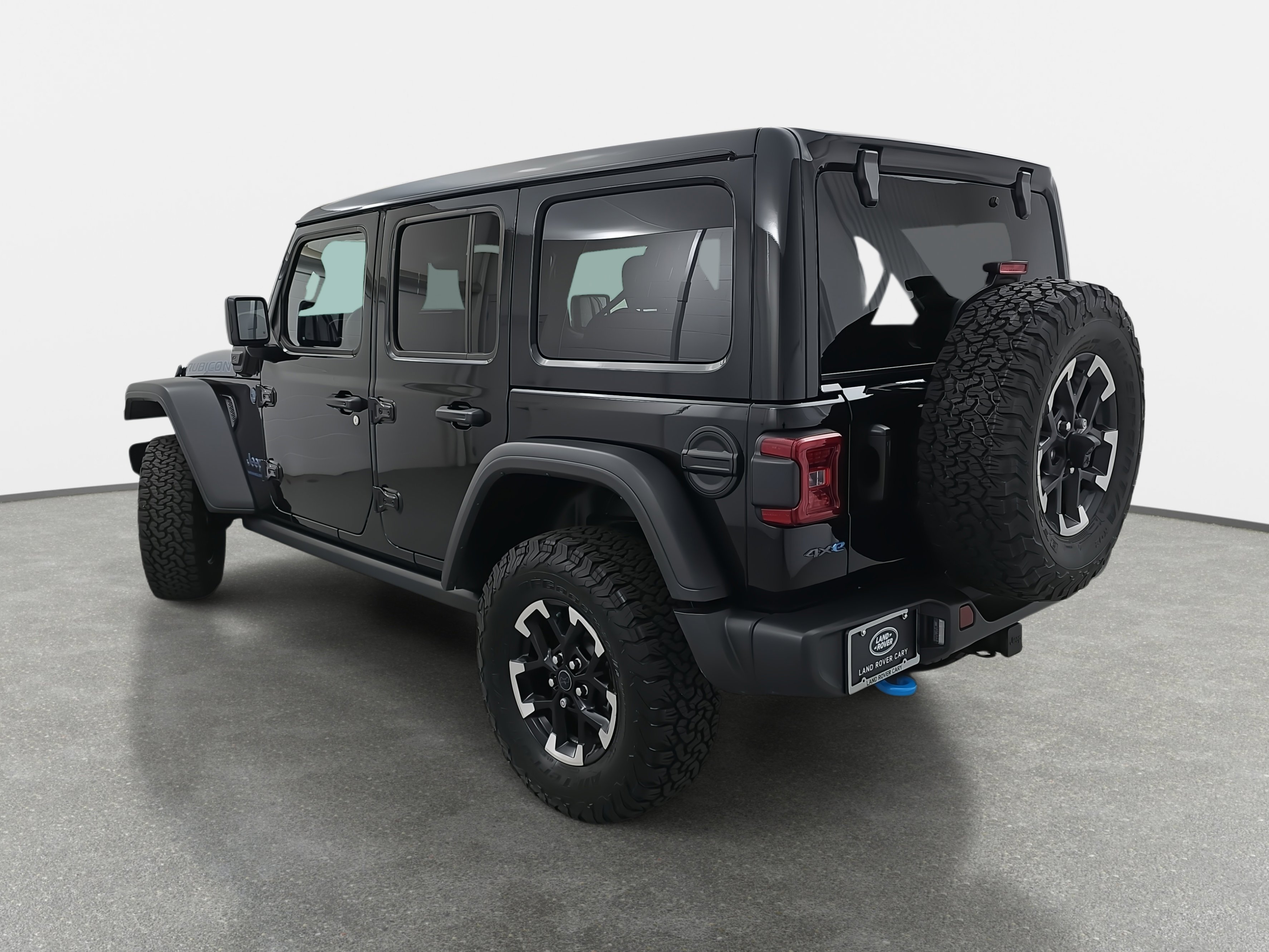 Used 2024 Jeep Wrangler Unlimited Rubicon 4xe w/ Technology Group image 7