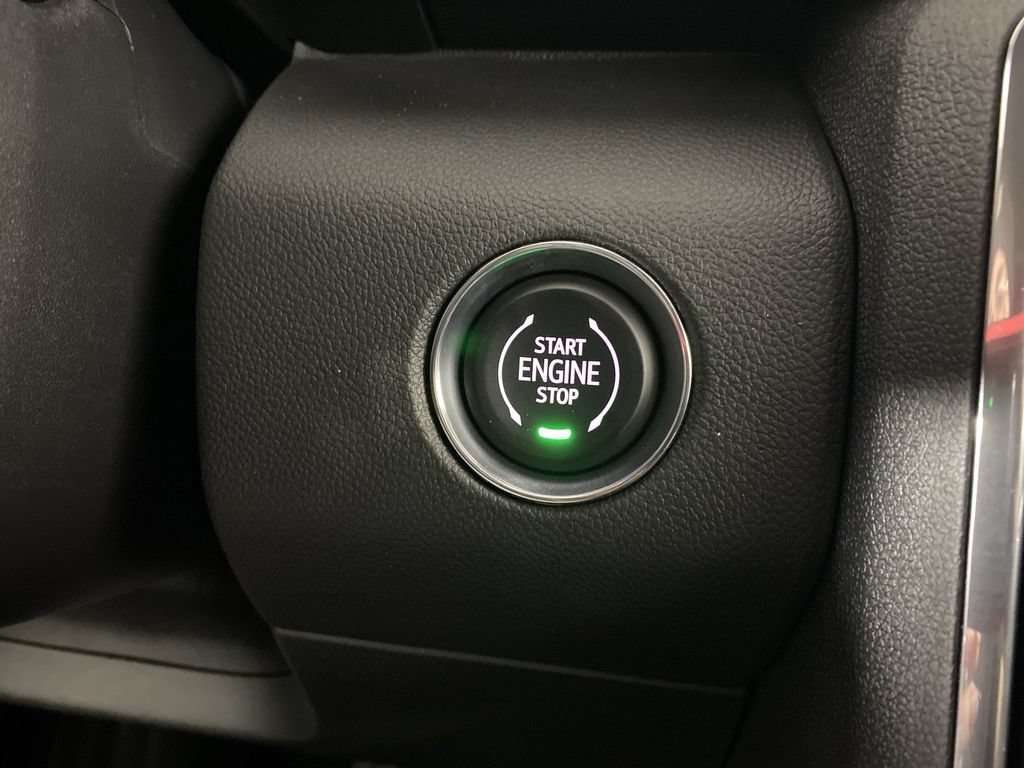 New 2026 GMC Acadia Elevation w/ Elevation Premium Package FWD image 19
