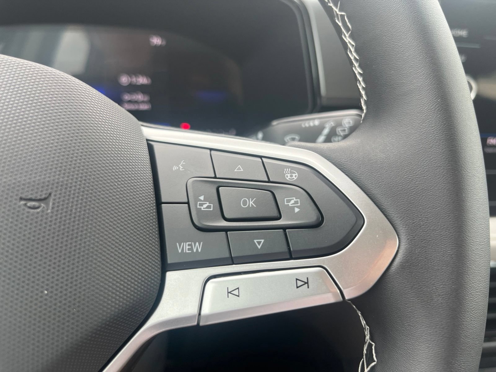 New 2026 Volkswagen Taos S FWD image 11