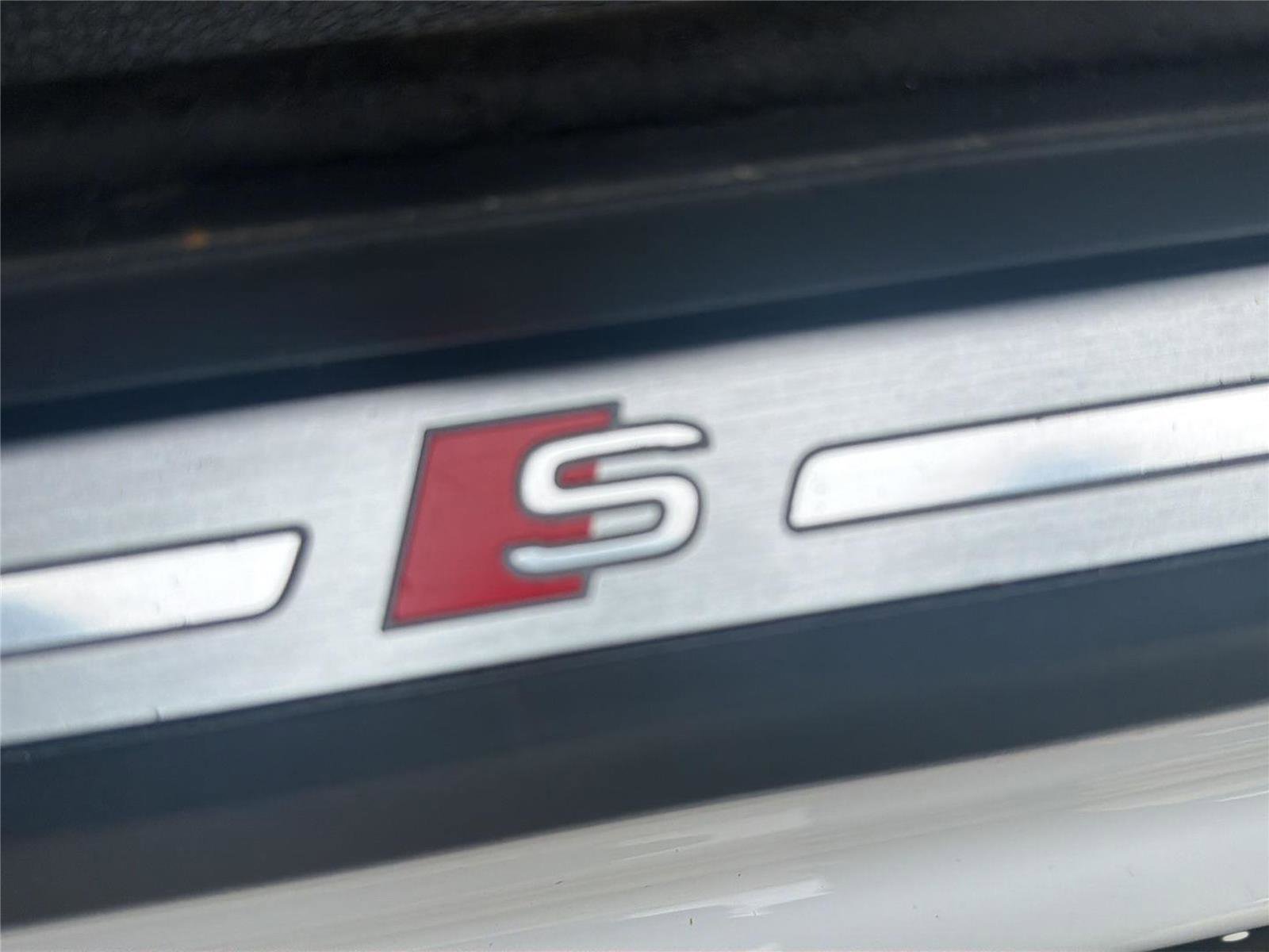 Used 2020 Audi Q3 2.0T Prestige w/ Prestige Package image 31