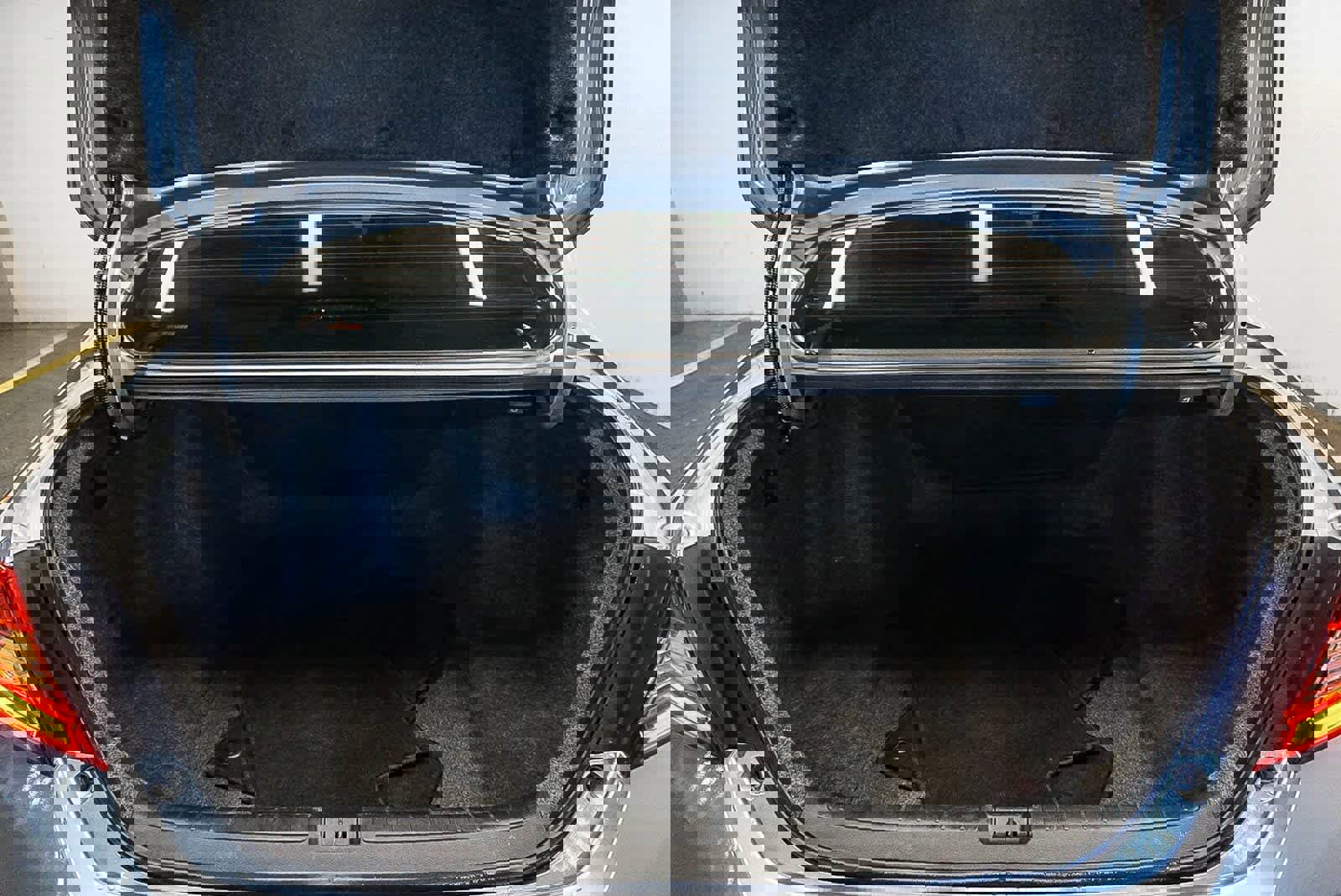 Used 2018 Honda Accord LX image 25