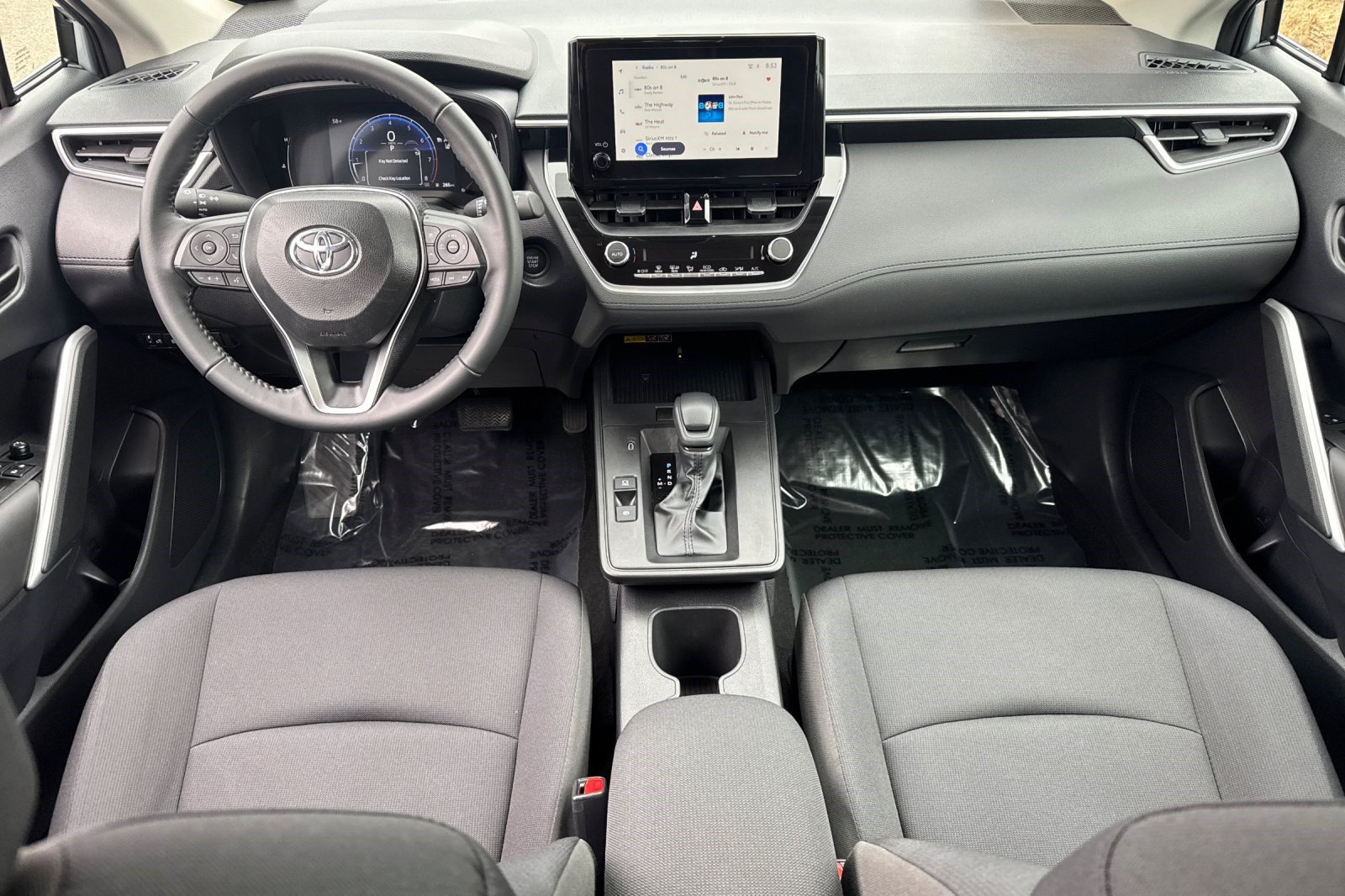 Used 2026 Toyota Corolla Cross LE FWD image 15