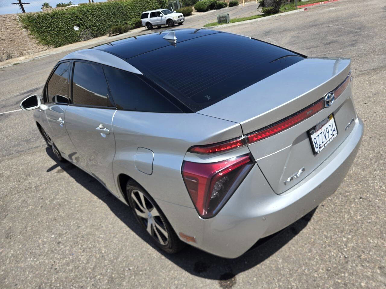 Used 2018 Toyota Mirai image 18