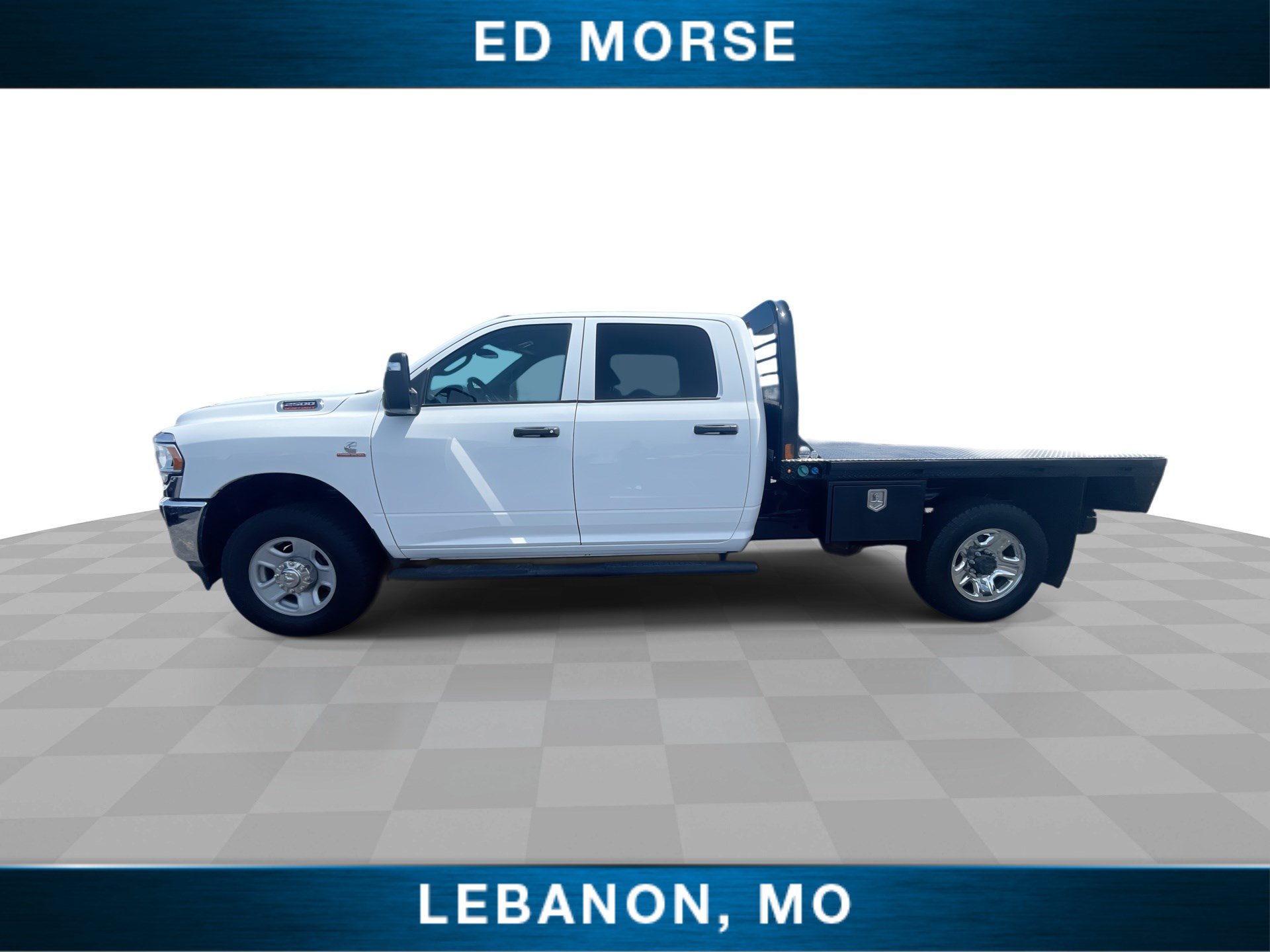 Used 2024 RAM 2500 Tradesman w/ Chrome Appearance Group AWD/4WD image 5