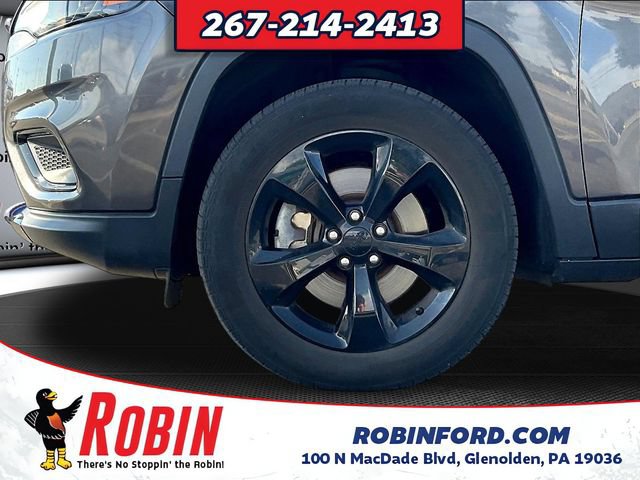 Used 2020 Jeep Cherokee Latitude Plus AWD/4WD image 32