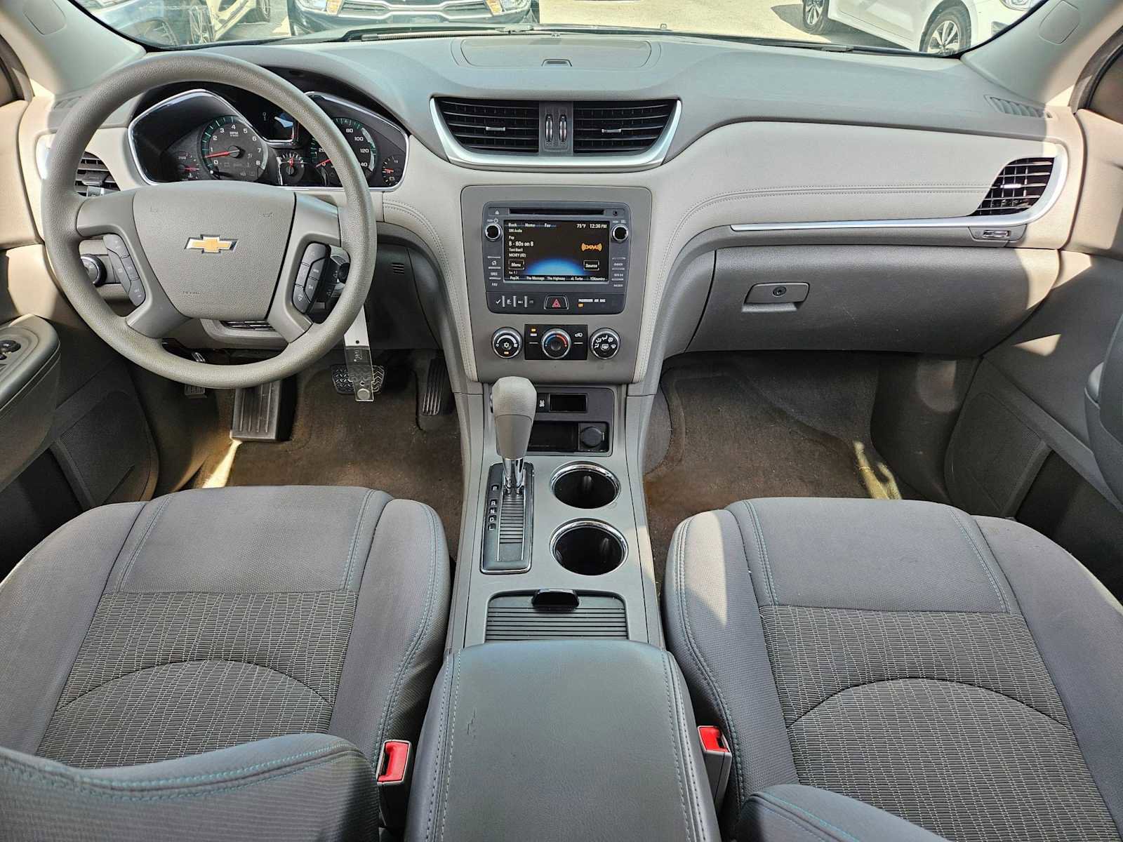 Used 2014 Chevrolet Traverse LS image 16