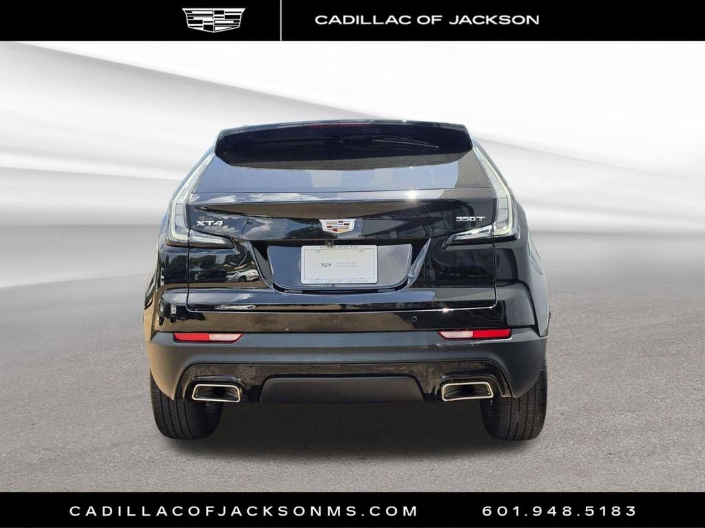Certified 2023 Cadillac XT4 Sport FWD image 5