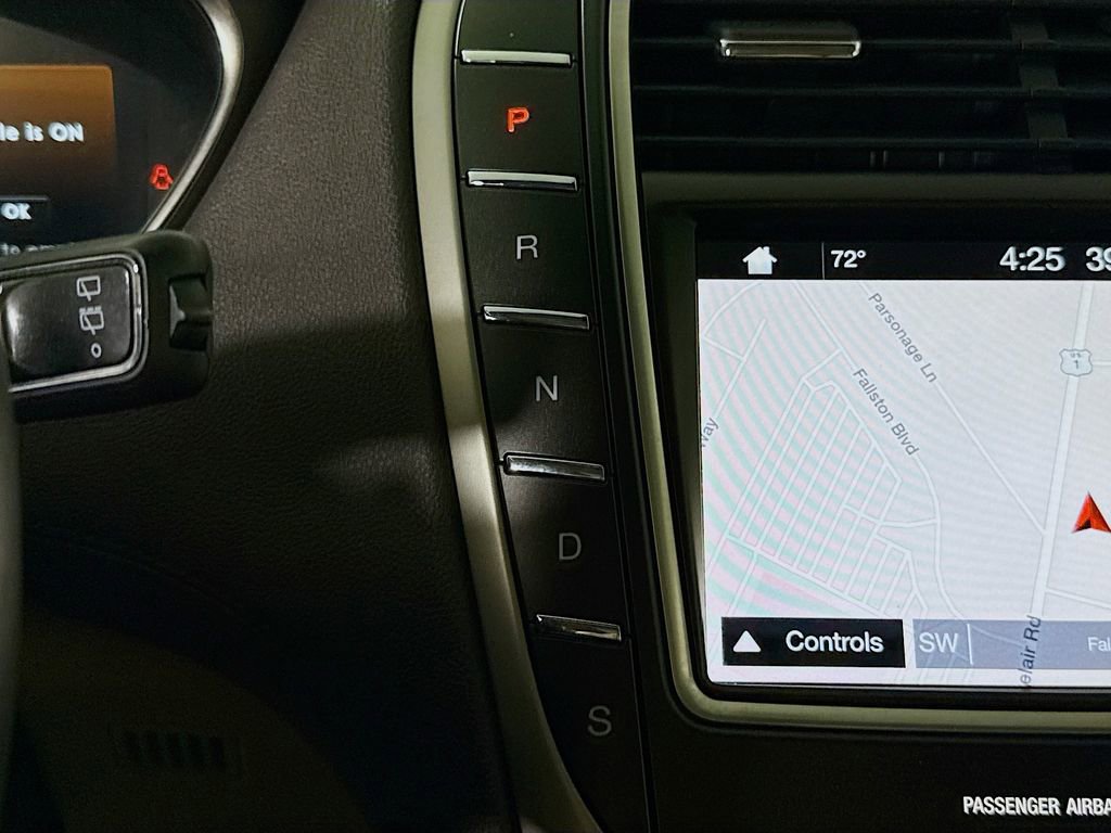 Used 2019 Lincoln Nautilus Reserve image 10