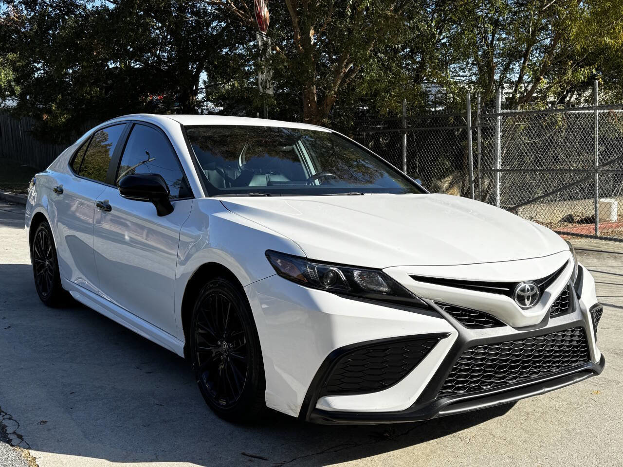 Used 2021 Toyota Camry SE w/ Convenience Package image 7