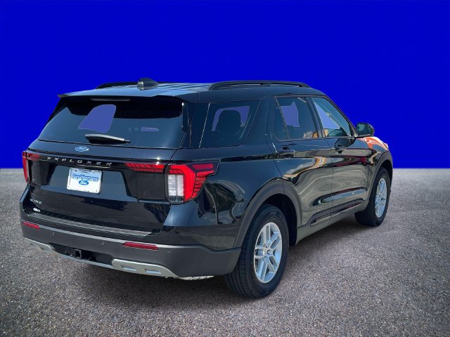 New 2026 Ford Explorer Active w/ Active Comfort Package RWD image 3