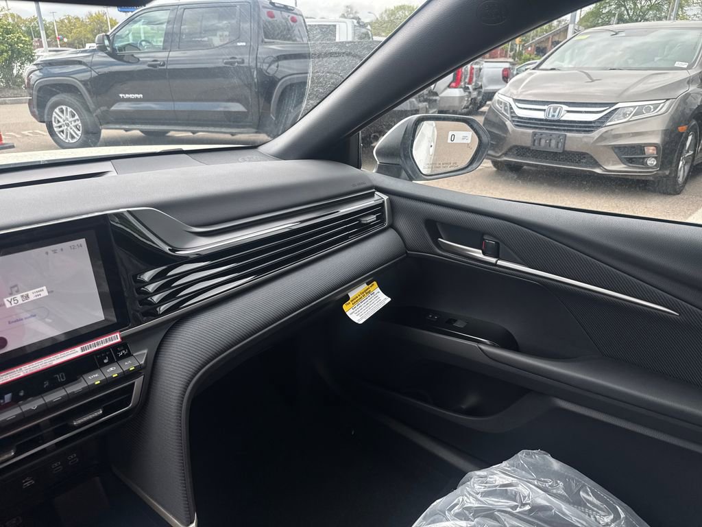 New 2026 Toyota Camry SE FWD image 30