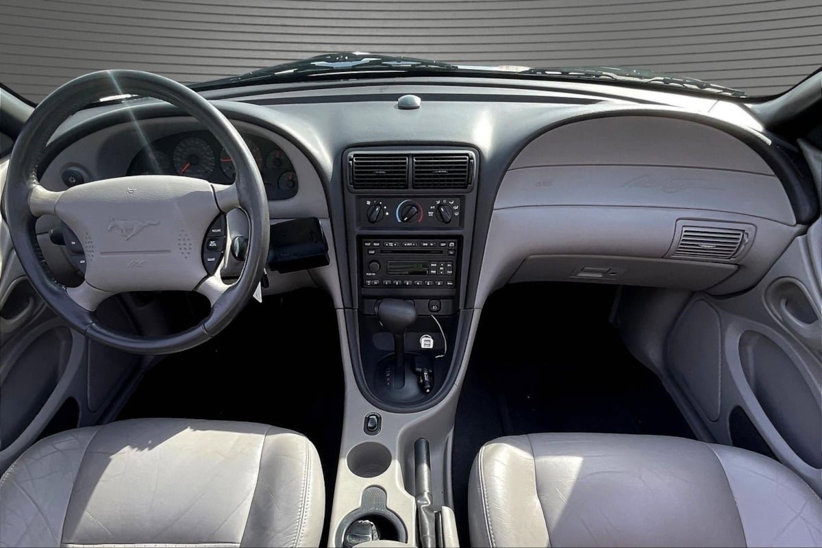 Used 2001 Ford Mustang GT Premium RWD image 7