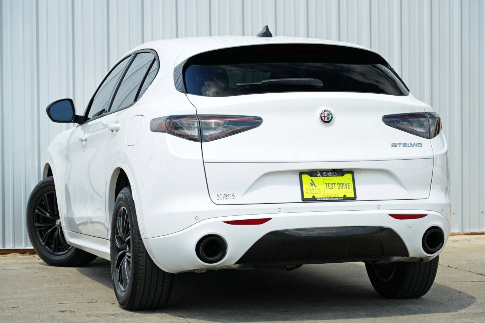 Used 2024 Alfa Romeo Stelvio Sprint image 4