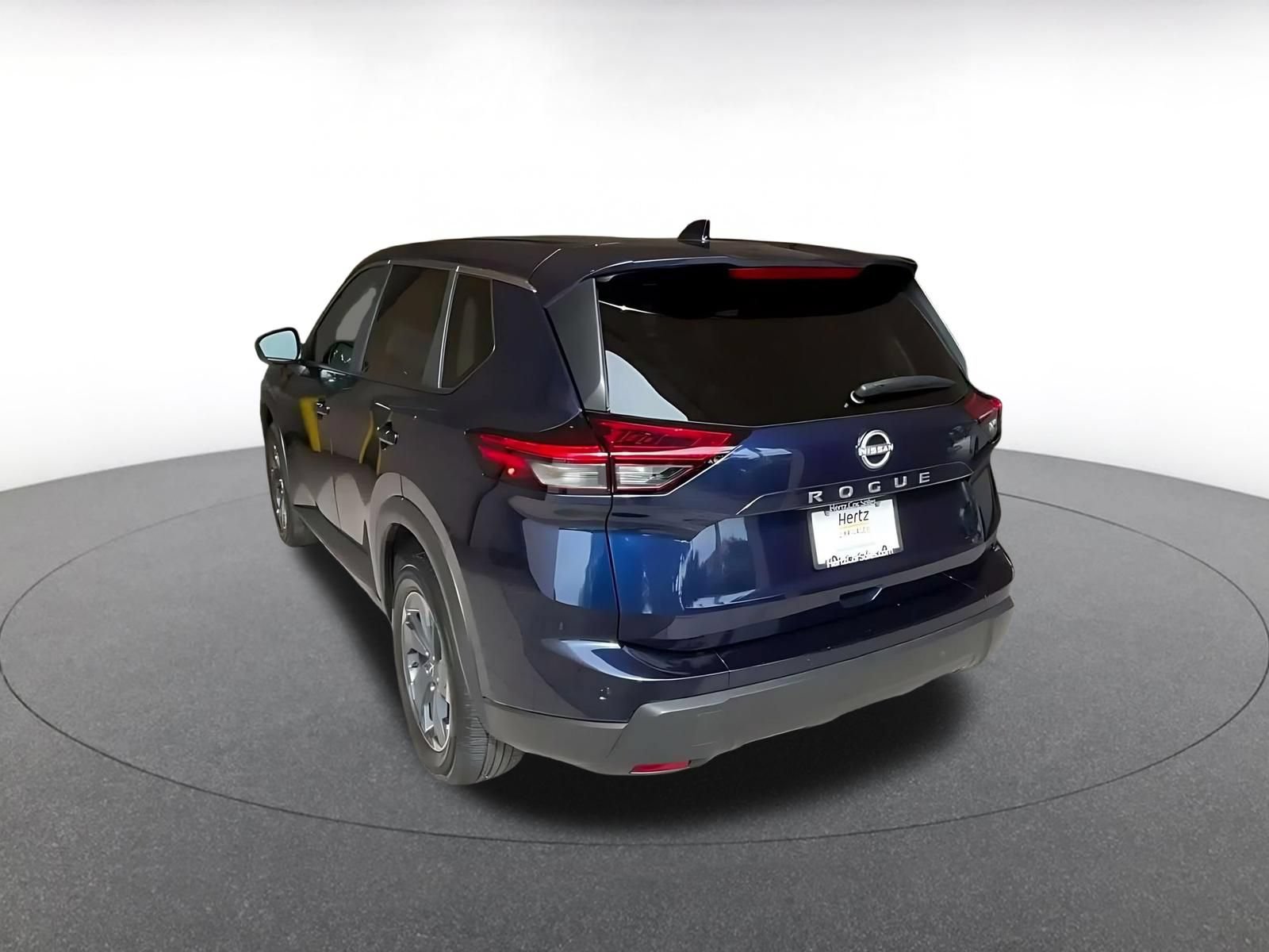 Used 2026 Nissan Rogue SV FWD image 10