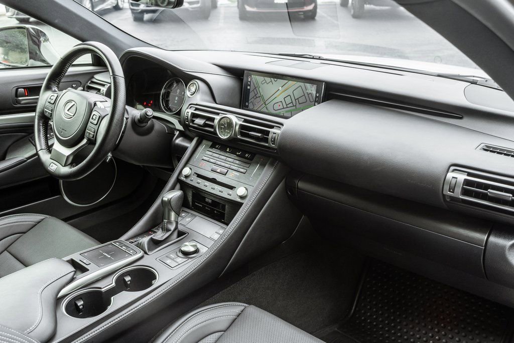Used 2022 Lexus RC 350 F Sport image 13