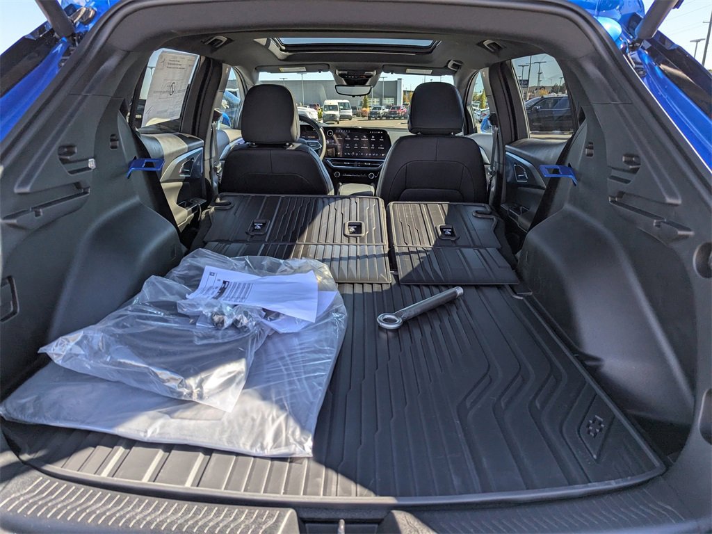 New 2026 Chevrolet Equinox EV LT image 36