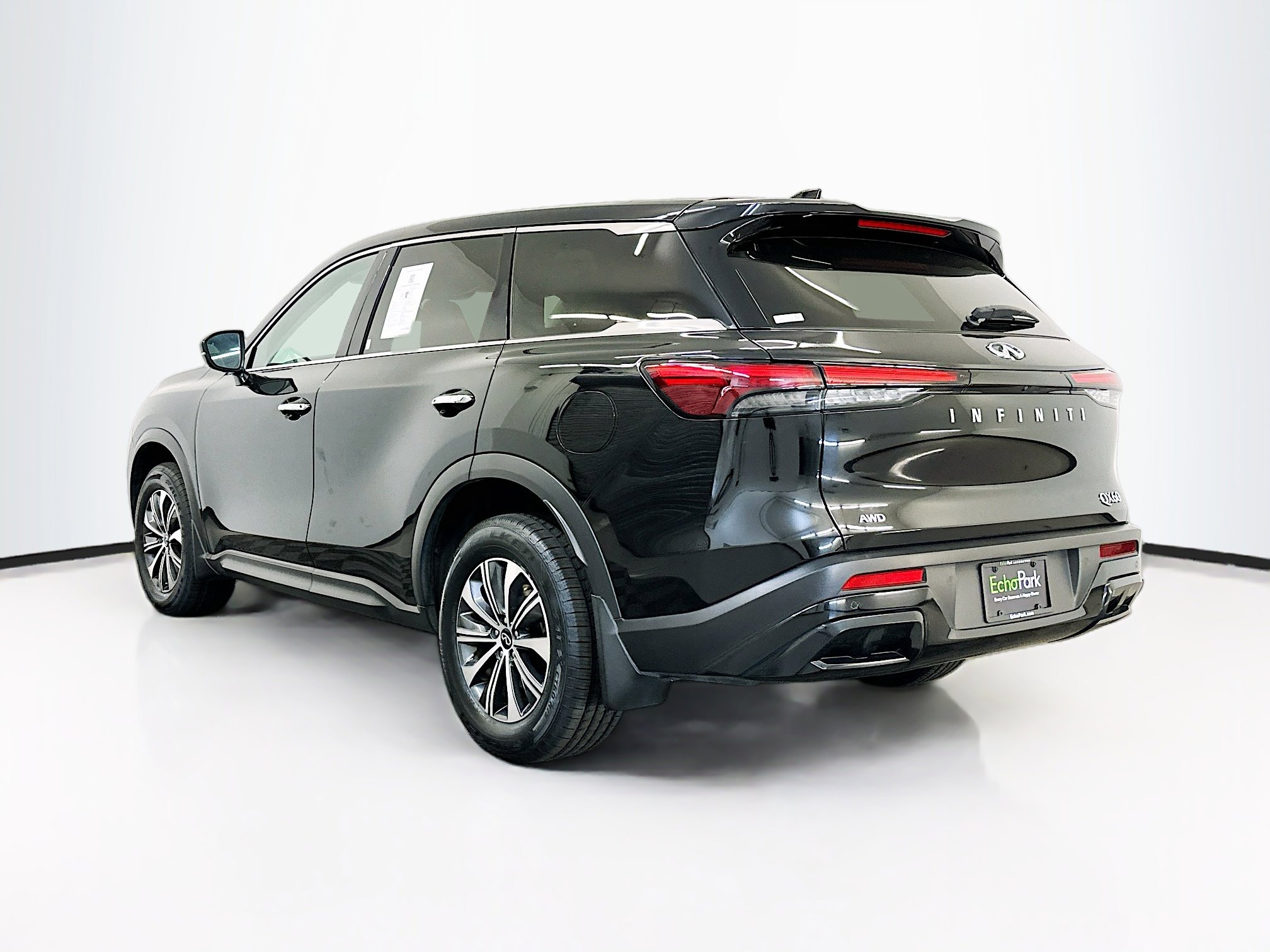 Used 2024 INFINITI QX60 Pure image 5