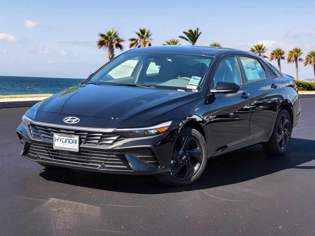 New 2026 Hyundai Elantra Sport FWD image 2