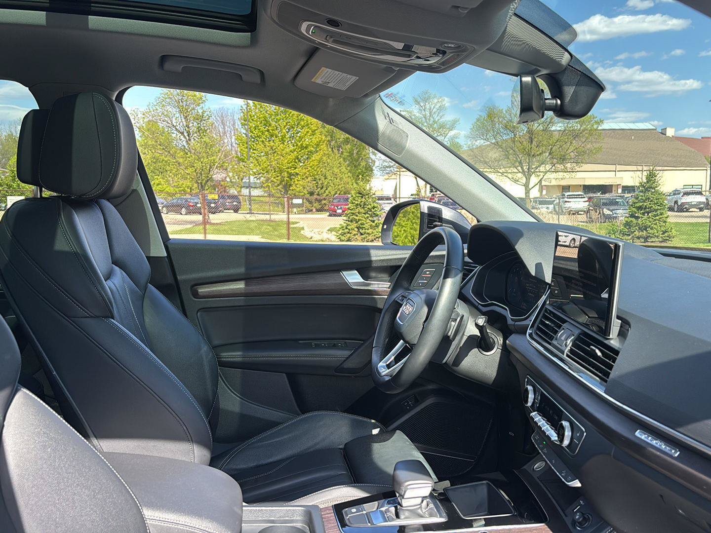 Used 2023 Audi Q5 e Premium Plus AWD/4WD image 18