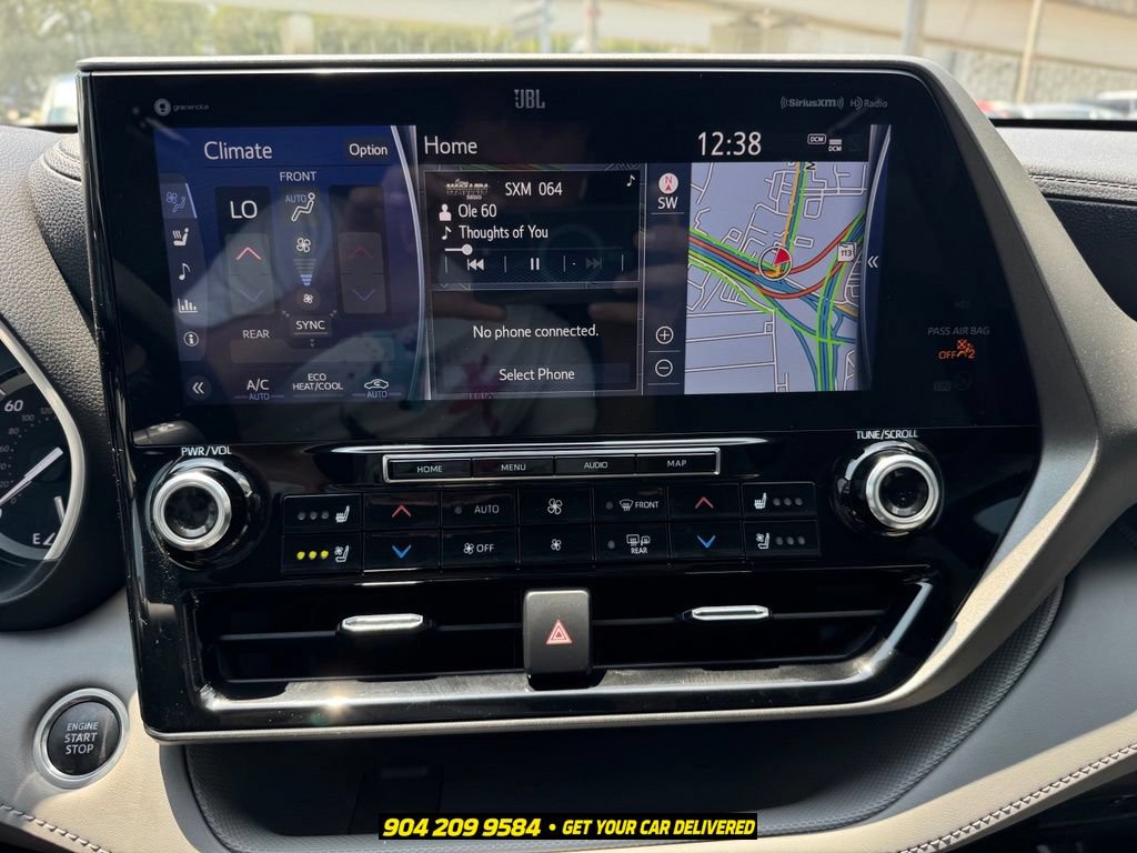 Used 2021 Toyota Highlander Limited FWD image 21
