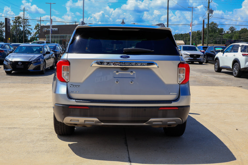 Used 2020 Ford Explorer XLT w/ Equipment Group 202A RWD image 21
