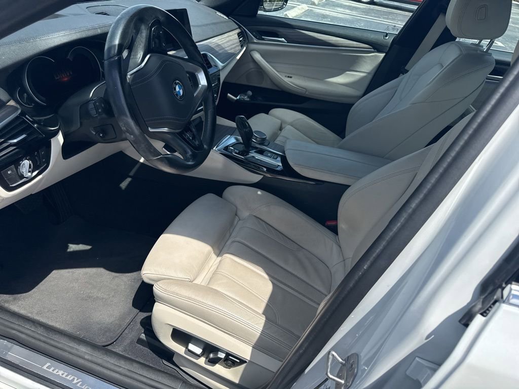 Used 2017 BMW 530i RWD image 4