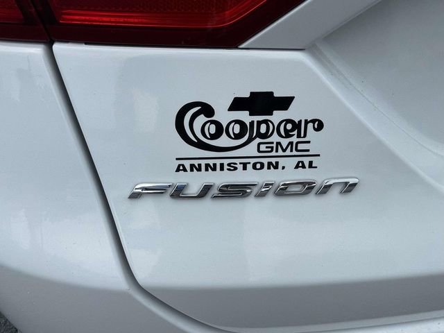 Used 2016 Ford Fusion SE FWD image 10