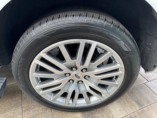 Used 2023 Ford Expedition Max Platinum image 34