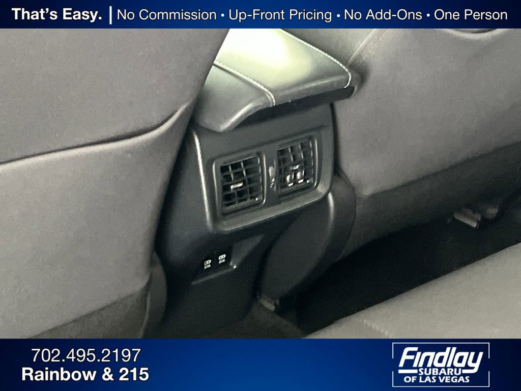 Used 2022 Toyota Venza XLE image 43