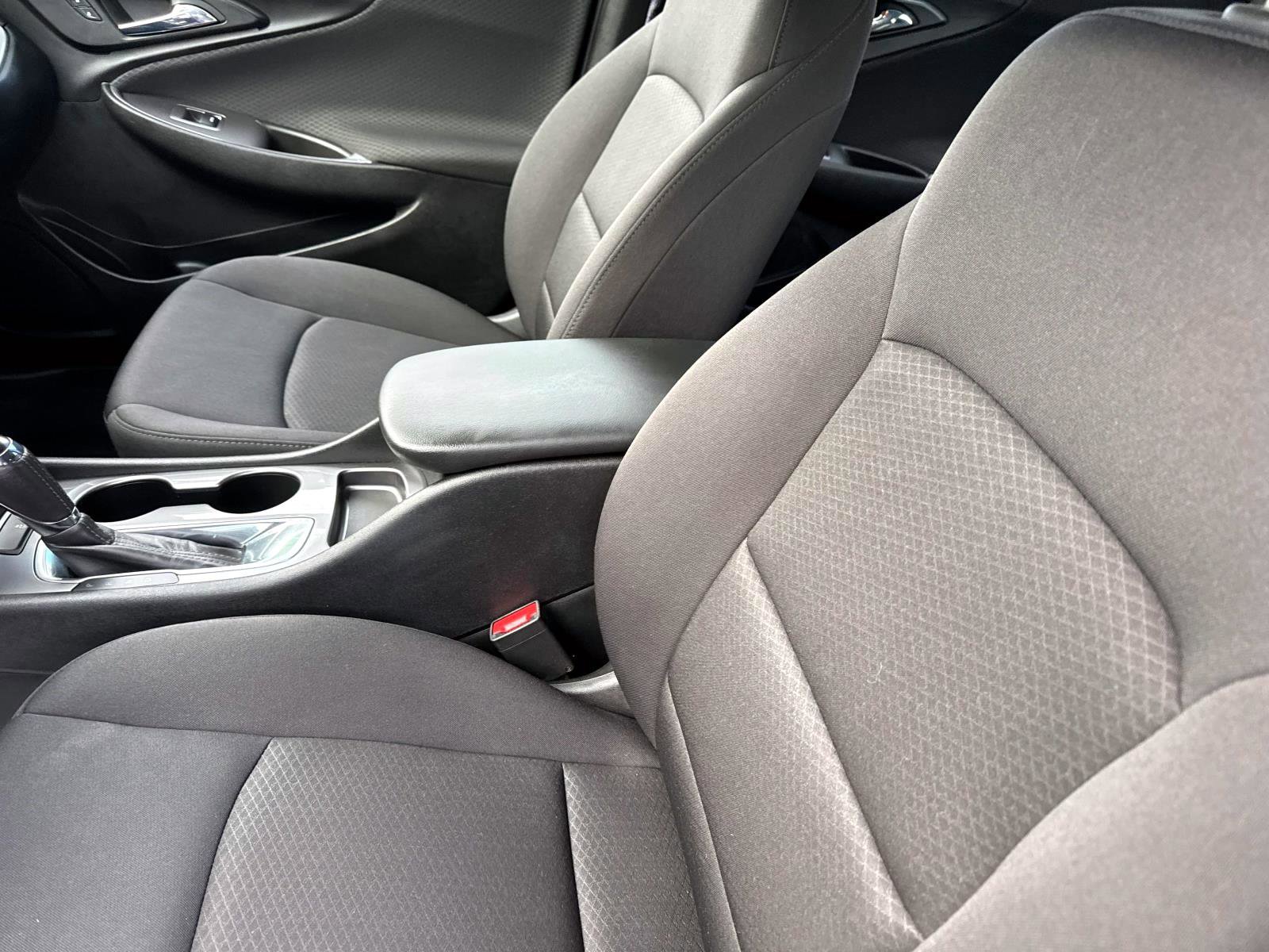 Certified 2020 Chevrolet Malibu RS w/ LPO, Convenience Package 2 image 15