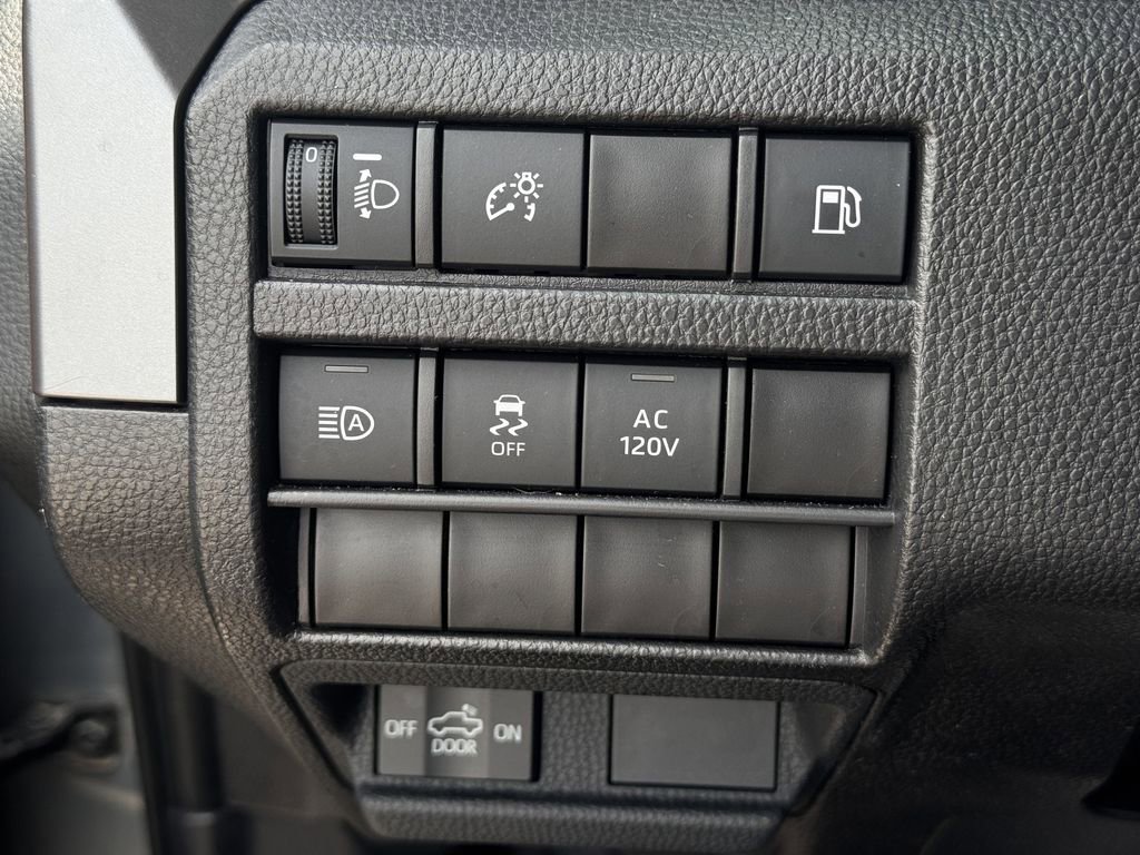Used 2024 Toyota Tacoma TRD Off-Road image 24