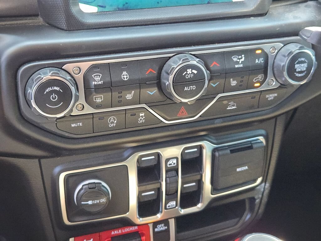 Used 2021 Jeep Gladiator Mojave AWD/4WD image 28