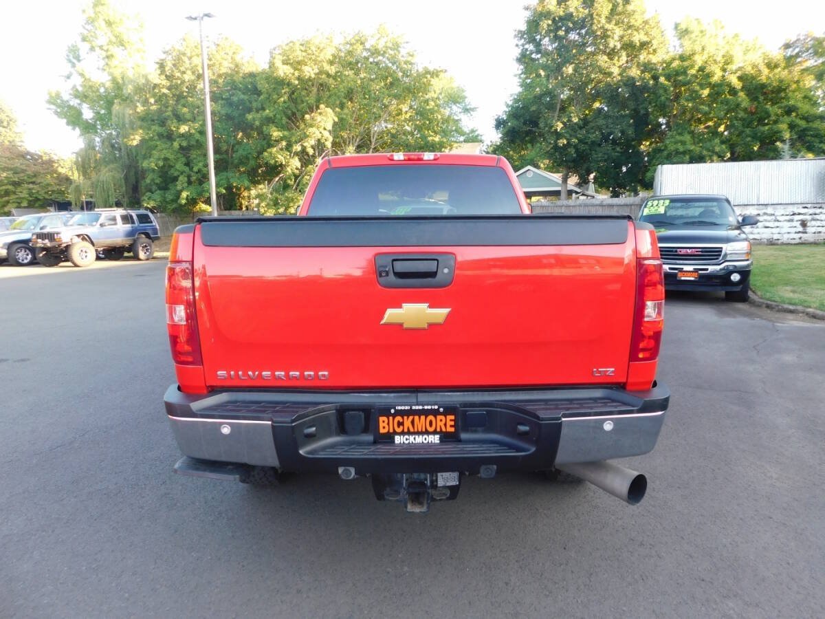 Used 2012 Chevrolet Silverado 3500 LTZ w/ LTZ Plus Package AWD/4WD image 18