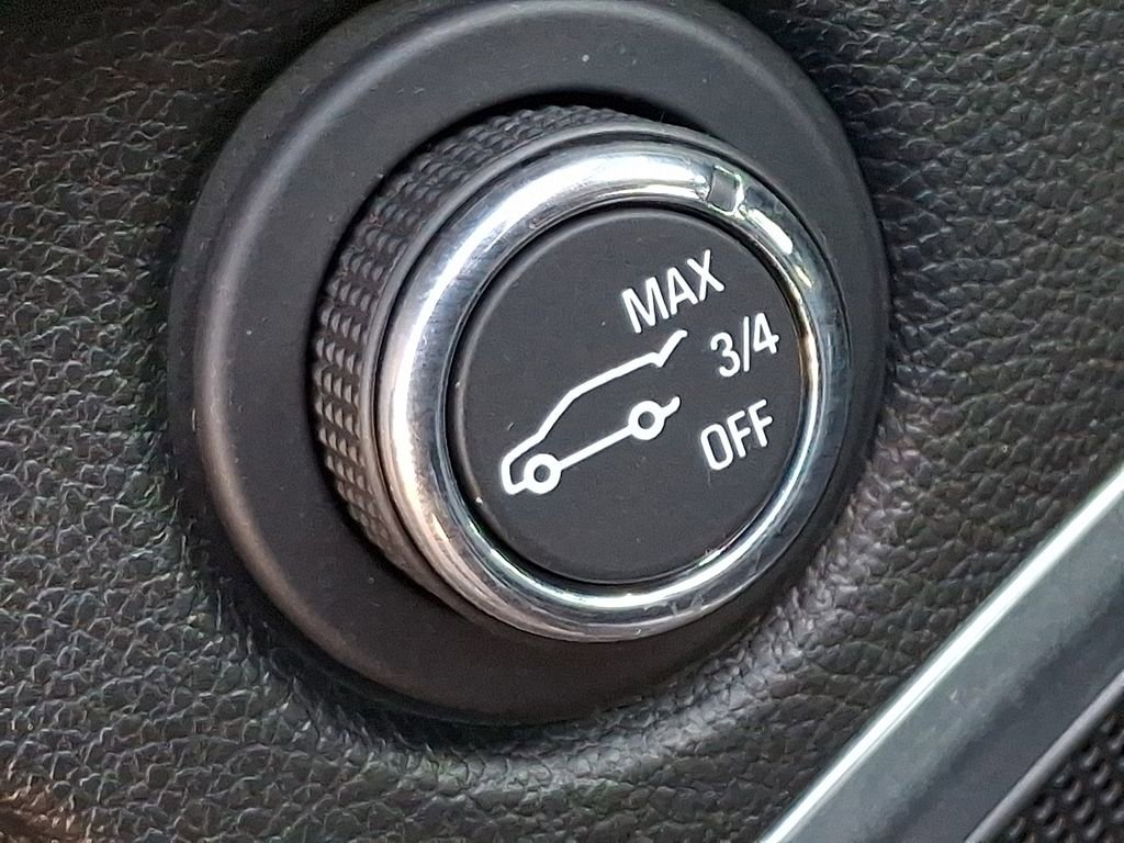 Certified 2020 Buick Enclave Preferred w/ LPO, Floor Liner Package image 23