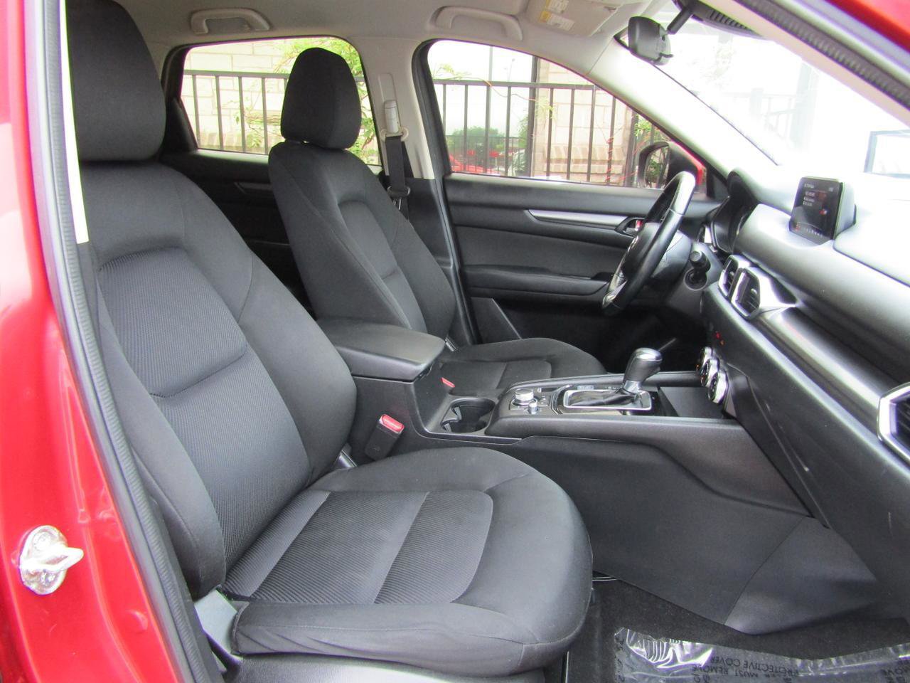 Used 2019 MAZDA CX-5 Sport FWD image 11