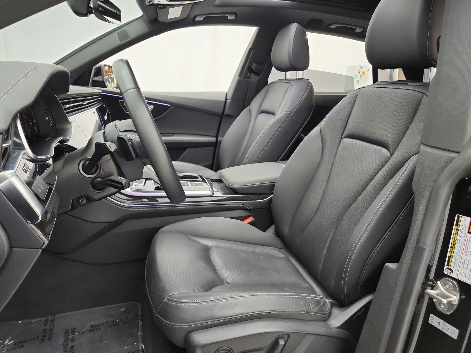 Used 2023 Audi Q8 Premium Plus w/ Premium Plus Package AWD/4WD image 13