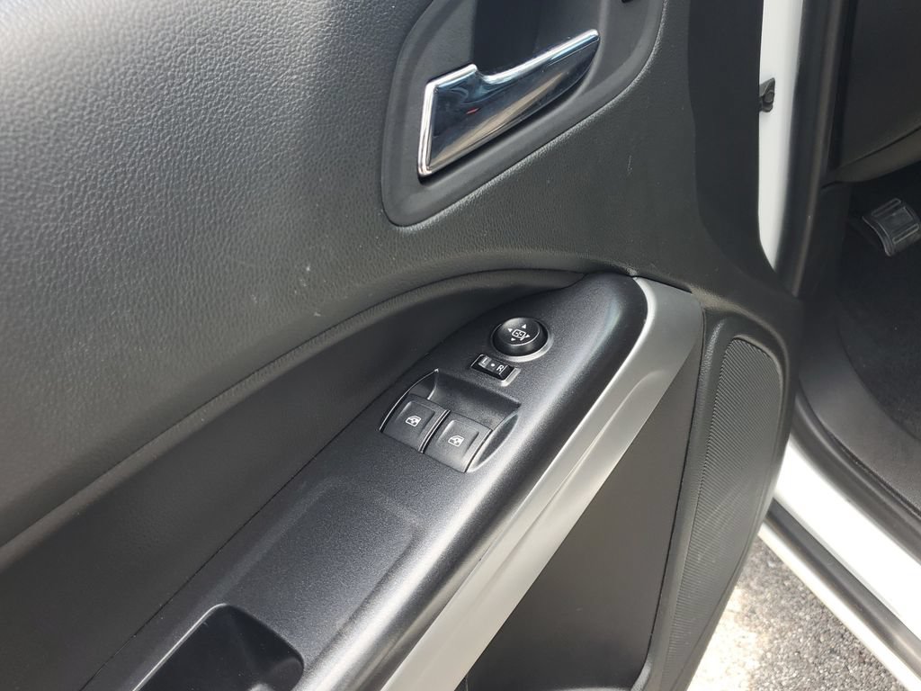 Used 2021 Chevrolet Colorado LT RWD image 21
