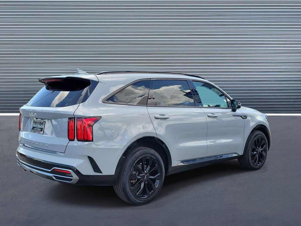 Used 2022 Kia Sorento SX FWD image 3