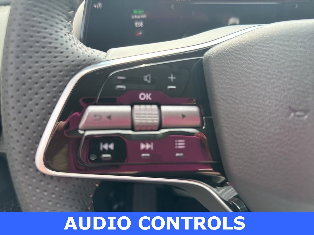 Used 2023 Nissan Ariya FWD image 17