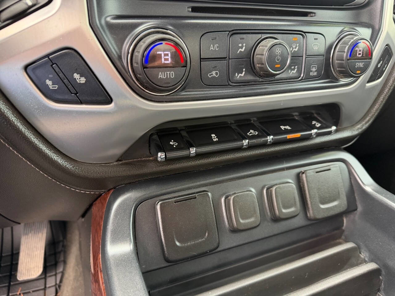 Used 2018 GMC Sierra 2500 SLT image 12