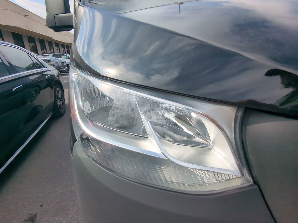 Used 2025 Mercedes-Benz Sprinter 2500 image 19