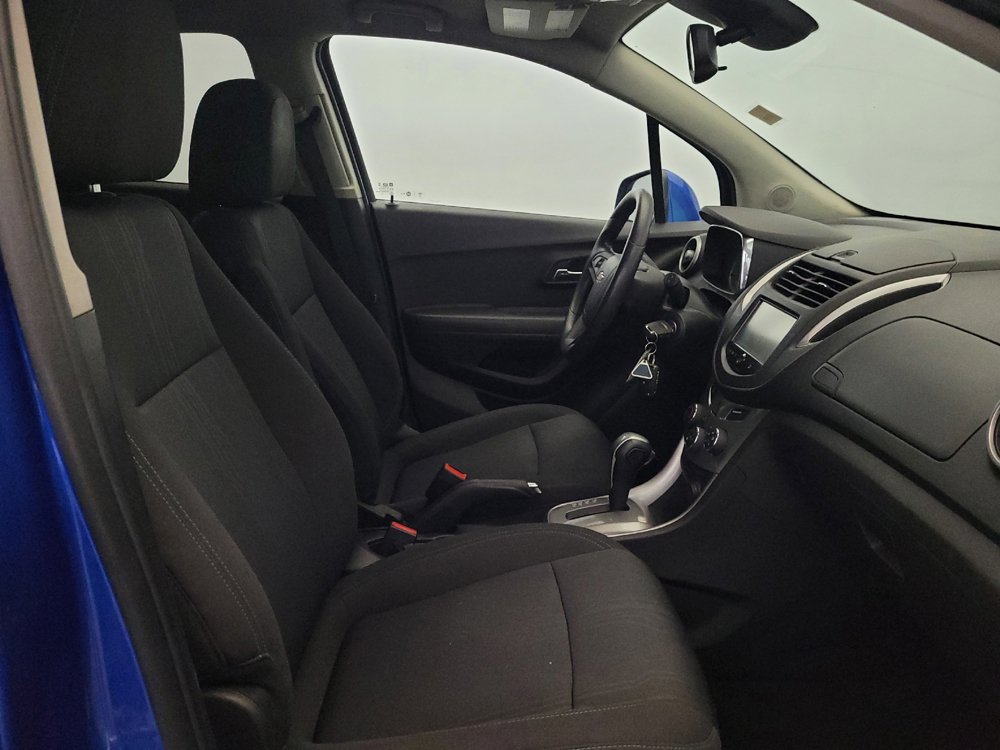 Used 2016 Chevrolet Trax LT FWD image 21