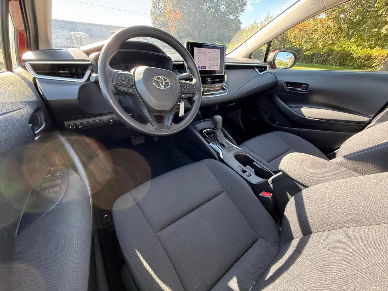 Used 2024 Toyota Corolla LE FWD image 9