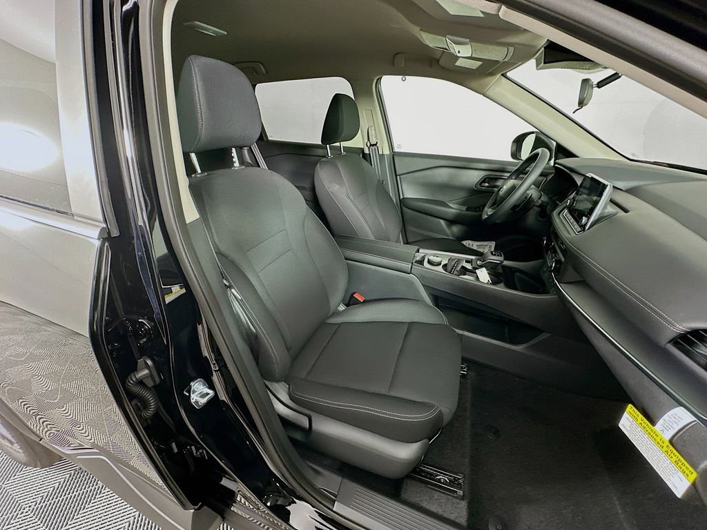 New 2026 Nissan Rogue S image 34