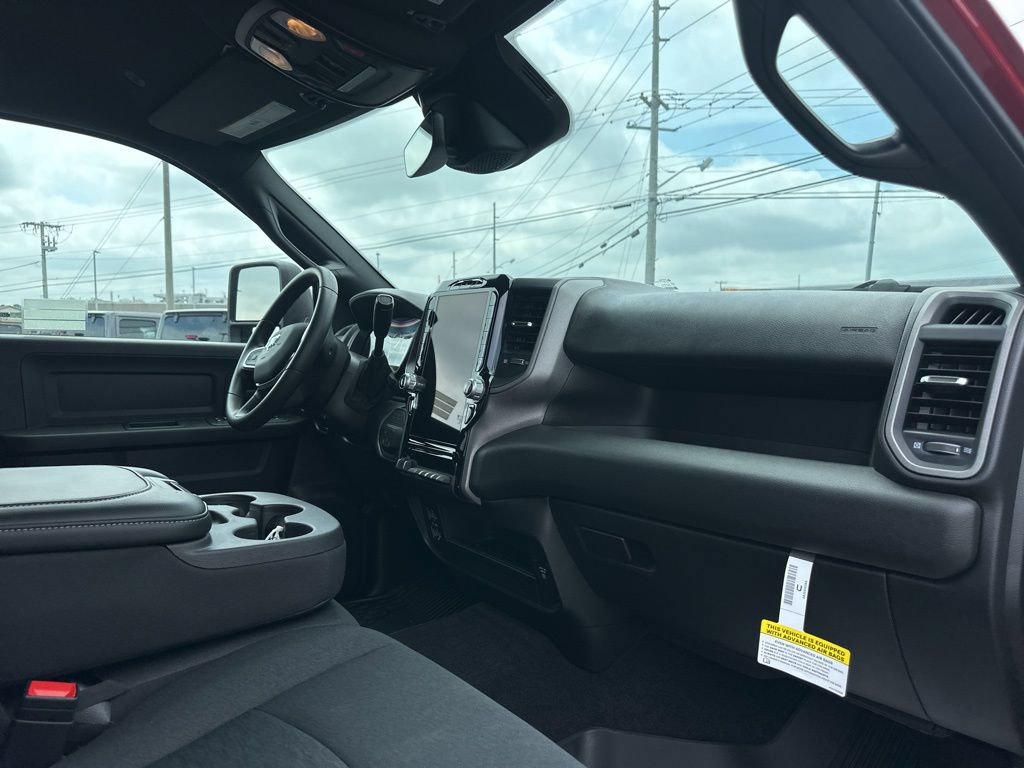 New 2026 RAM 3500 Tradesman AWD/4WD image 24